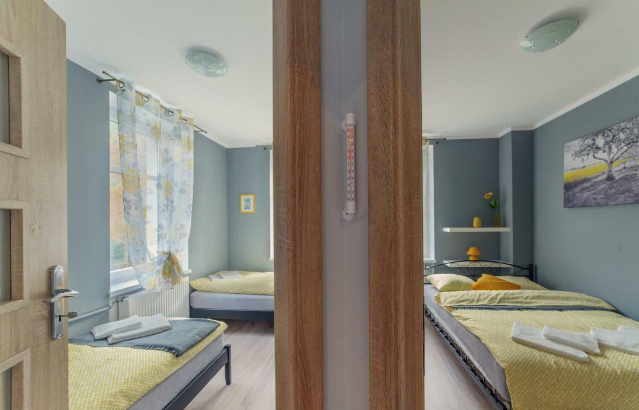 Apartament Grosik ドゥシュニキ・ズドルイ エクステリア 写真