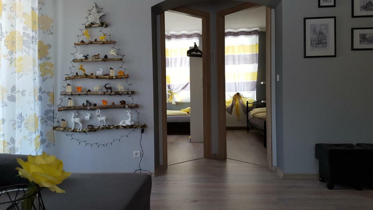 Apartament Grosik ドゥシュニキ・ズドルイ エクステリア 写真